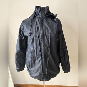 Totes Men's Black Hooded Storm Jacket Windbreaker Size Small.
